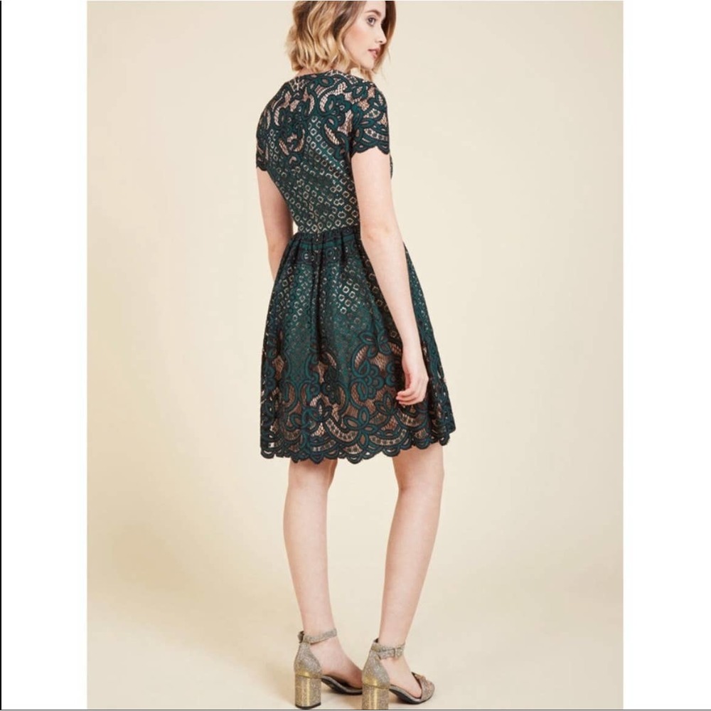 Eliza J Short Sleeve Lace Mini Cocktail Dress Green